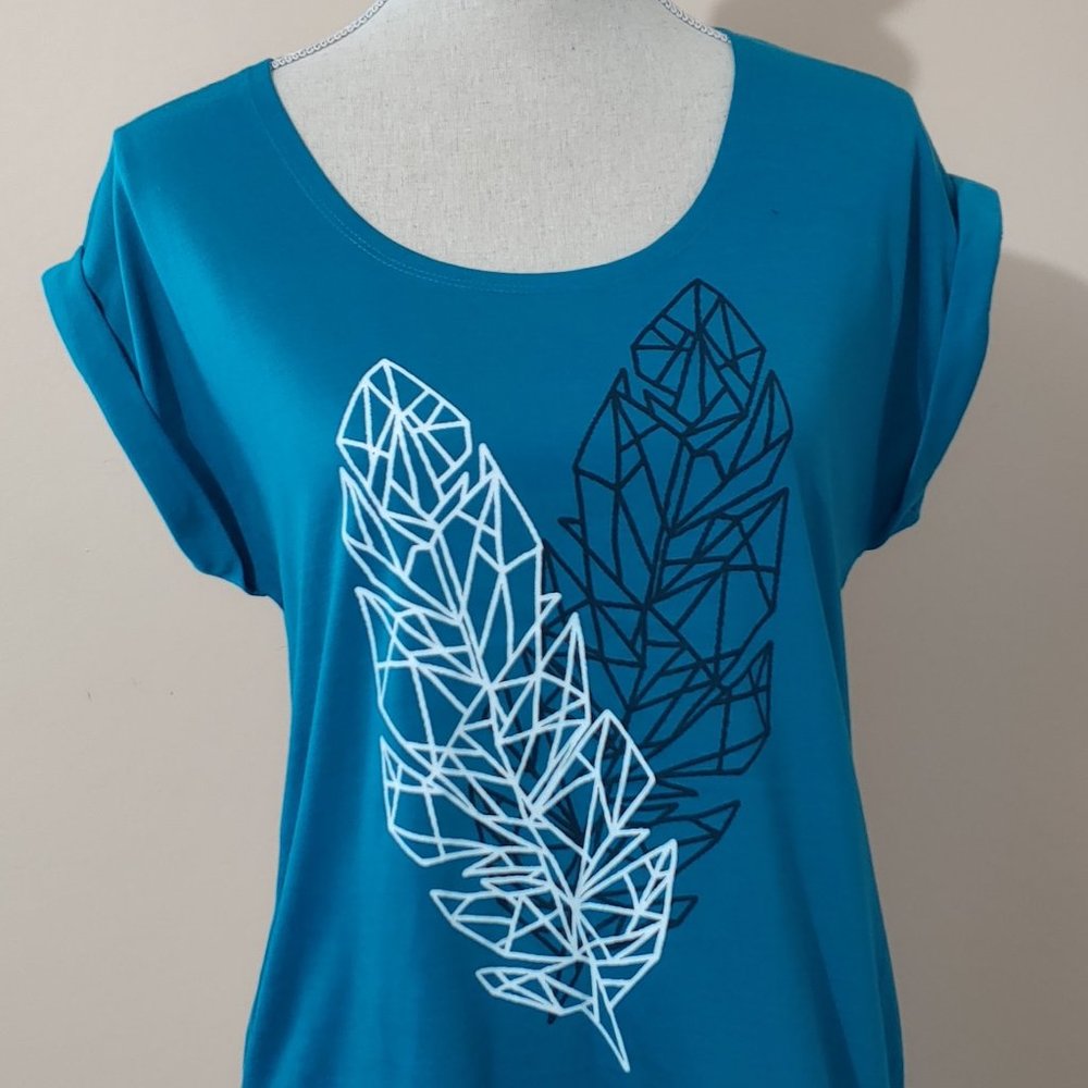 Schwiing POP Drop Sleeve Print Top M NWOT